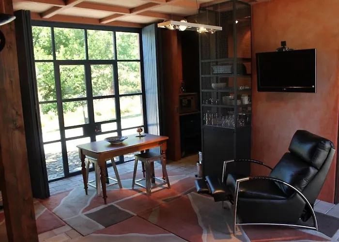 Arty Luxury Barn Apartment